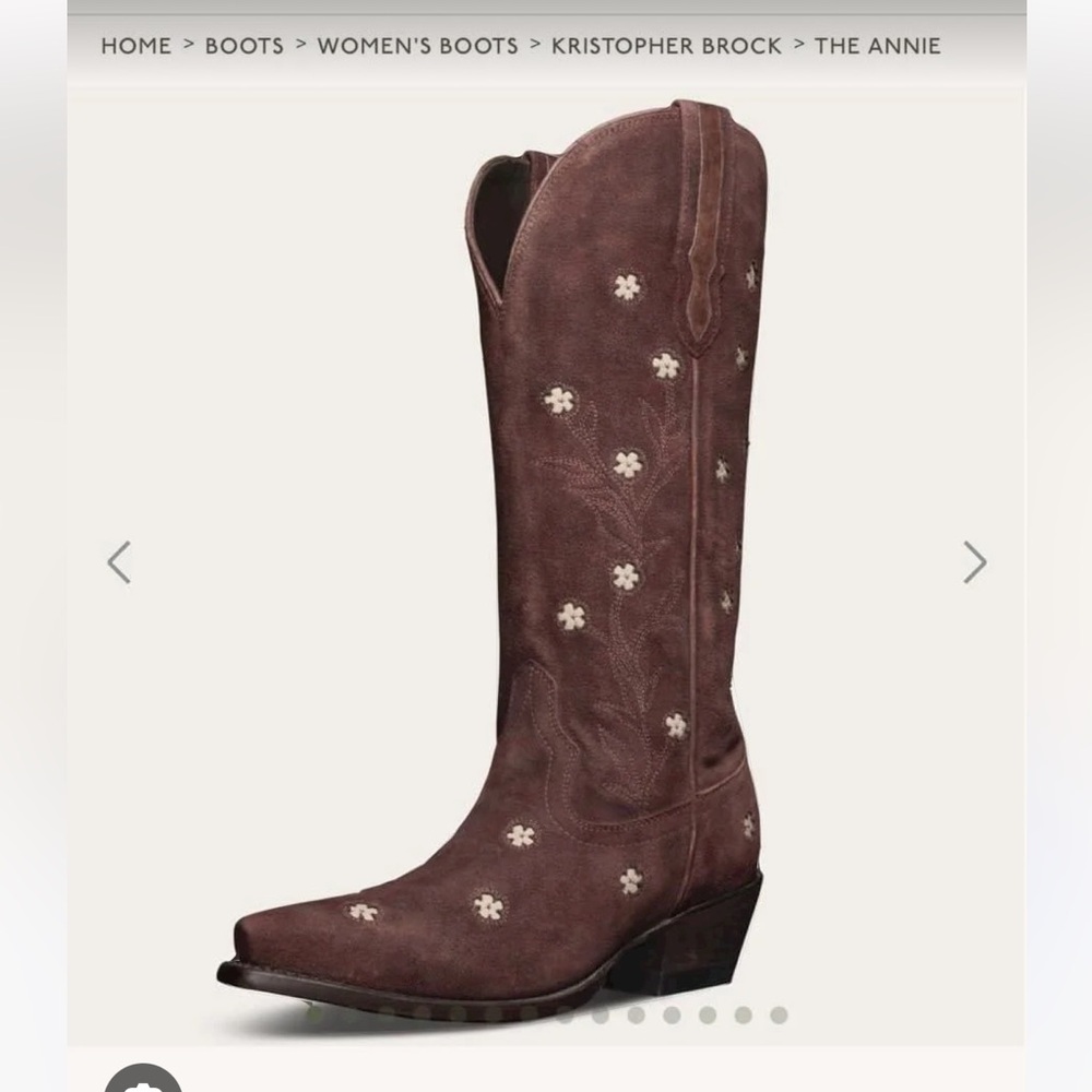 Limited edition rust tecovas with daisy details